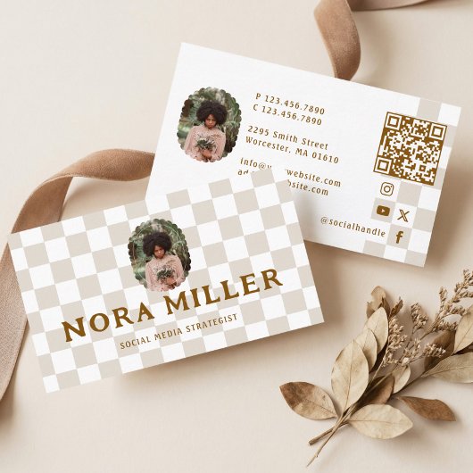 Checkered Pattern Social Media Influencer Photo QR Visitenkarte