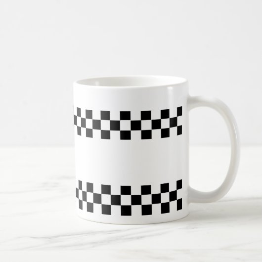 Checkered Schachbrett-Schwarz-weiße Tasse (Rechts)