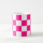 Checkered squares hot pink white geometric retro kaffeetasse (Mittel)