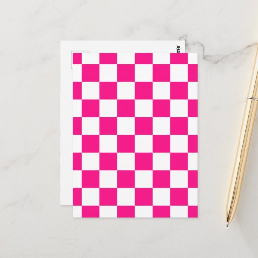 Checkered squares hot pink white geometric retro postkarte (Vorderseite/Rückseite Beispiel)