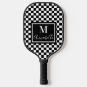 Checkered White and Black Custom Name Initial Pickleball Schläger (Vorderseite)