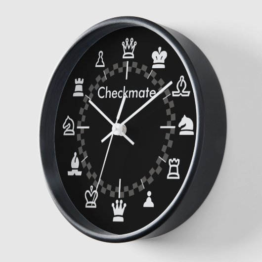 Checkmate Schachwall Uhr - Schachbrett auf schwarz (Winkel)