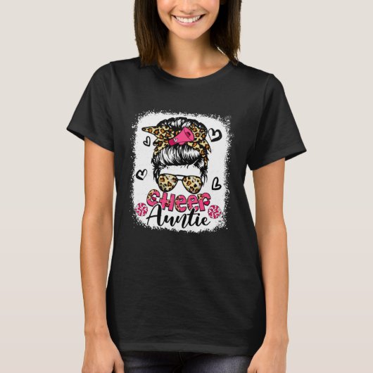 Cheer Auntie Leopard Cute Messy Bun Hair Cheerlead T-Shirt (Vorderseite)