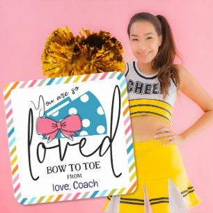 Cheer Bow und Megaphone Gift Tags für Cheerleader Quadratischer Aufkleber