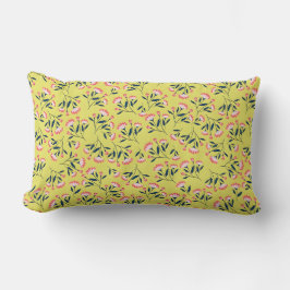  Cheerful Floral Pattern: Pink Flowers  Lendenkissen