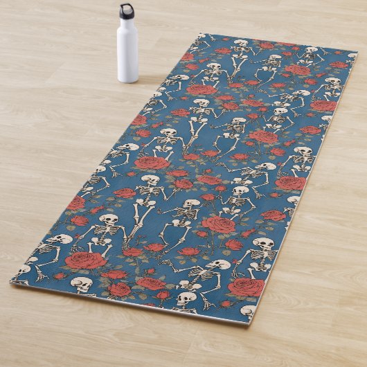 Cheerful Skeletons And Red Roses Denim Blue Yogamatte (Beispiel)