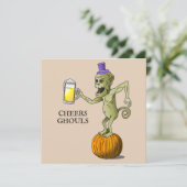 Cheering Halloween Ghoul Einladung (Stehend Vorderseite)