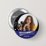 Cheerleader - DIY Foto - Dunkelblau Button<br><div class="desc">🥇 ORIGINAL COPYRIGHT ART DESIGN VON Donna Siegrist NUR AUF ZAZZLE VERFÜGBAR! Cheerleader Button Button bevorzugt mit DIY Foto (Ex: Single, BESTE FREUNDIN oder Teambild) in einer Reihe von Schulfarben. Ein tolles Geschenk für jeden Cheerleader Peewee to Pro. Passen Sie Ihren Namen, die Schule, Ihren Namen, Ihr Maskottchen, das Klassenzimmer,...</div>