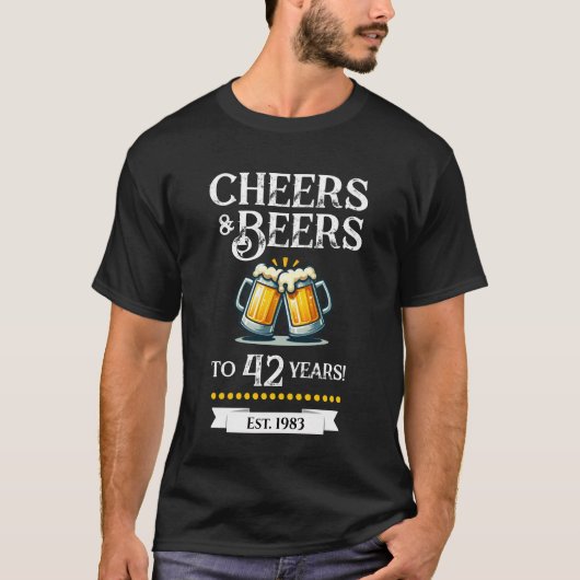 Cheers and Beers 42 Years Birthday Brew Crew T-Shirt (Vorderseite)