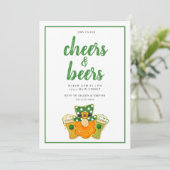Cheers and Beers St Patrick's Day Party Leprechaun Einladung (Stehend Vorderseite)