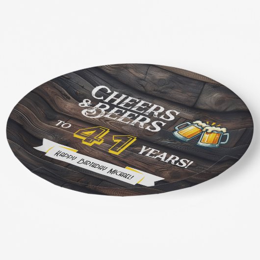 Cheers and Beers to 41 Years Rustic Birthday Pappteller (Schrägansicht)