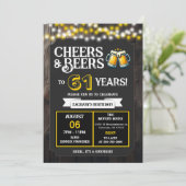Cheers and Beers to 61 Years Surprise Backyard Einladung (Stehend Vorderseite)
