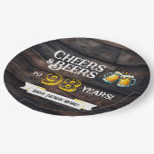 Cheers and Beers to 98 Years Rustic Birthday Pappteller (Schrägansicht)