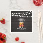 Cheers Beers | Rustikale Holzerwachsene Geburtstag Serviette (Beispiel)