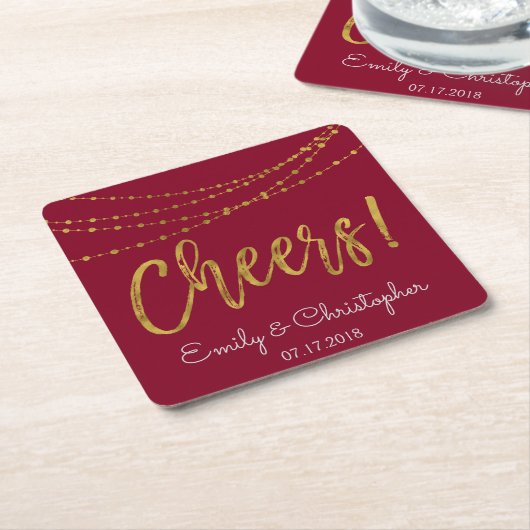 Cheers Burgundy und Gold Foil String Lights Rechteckiger Pappuntersetzer (angewinkelt)