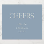 Cheers Elegant Dusty Blue Typografy Wedding Bierflaschenetikett (Einzelnes Label)
