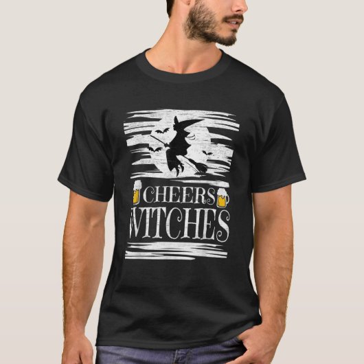 Cheers Hexen Bierbrauen Halloween Betrunken T-Shirt (Vorderseite)