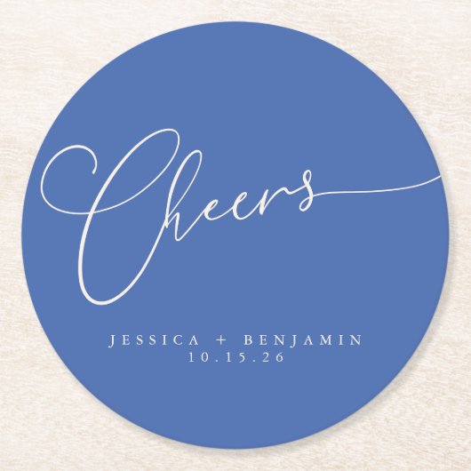 Cheers Minimal Blue Script Custom Wedding Runder Pappuntersetzer (Vorderseite)