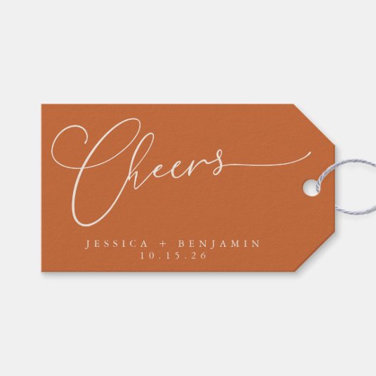 Cheers Minimal Burnt Orange Script Custom Wedding Geschenkanhänger (Vorderseite (Horizontal))