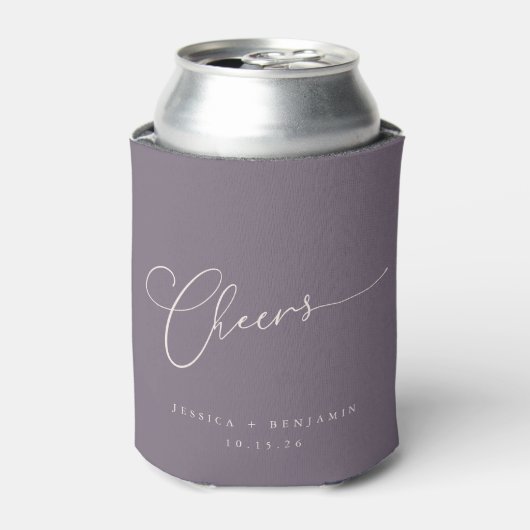 Cheers Minimal Dark Lila Script Custom Wedding Dosenkühler (Kanne Vorderseite)