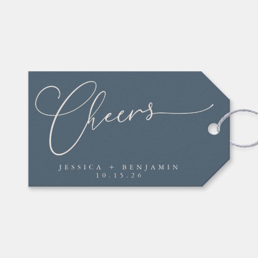 Cheers Minimal Dusky Blue Script Custom Wedding Geschenkanhänger (Vorderseite (Horizontal))