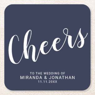 'Cheers' Moderne Script Navy Blue Wedding Rechteckiger Pappuntersetzer
