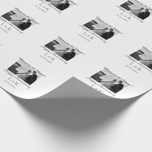 Cheers to 10 Years happy anniversary add photo dat Geschenkpapier (Ecke)