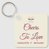 Cheers To Love Burgundy Script Ivory Bow Wedding Schlüsselanhänger (Vorderseite)