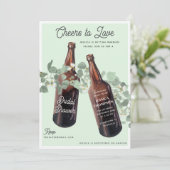 Cheers to Love Greenery Beer Bridal Shower Einladung (Stehend Vorderseite)