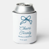 Cheers twenty blue birthday bow name date boho ret dosenkühler (Kanne Rückseite)