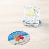 Cheers Two Drinks Beach Cocktails im Paradise Runder Pappuntersetzer (Vor Ort)