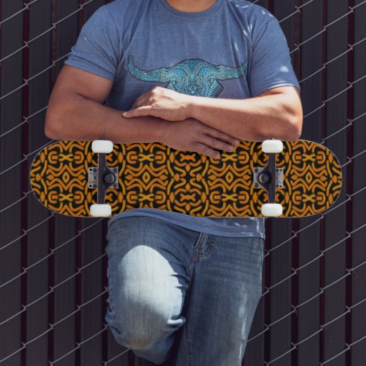 Cheesy Noodle Doodle Art Mirrored Image Pattern Skateboard (Außenbereich 3)