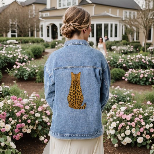 Cheetah Cat Back Graphic Denim Jacket - Wild & Sty Jeansjacke (Hochzeit Rückseite)