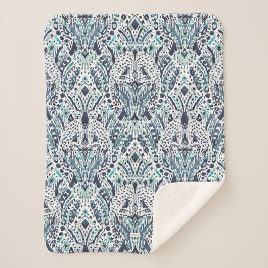 CHEETAH FRIEND Ikat Tribal Indigo Blue Sherpadecke (Vorderseite)