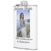 Chef der Geschäftsführerin, Chefin Instagram Handl Flachmann (Links)