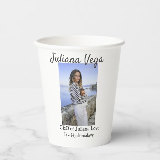 Chef der Geschäftsführerin, Chefin Instagram Handl Pappbecher (Vorderseite)