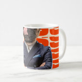 Chef mit Hundekopf, der mit gekreuzten Händen steh Kaffeetasse (VorderseiteRechts)