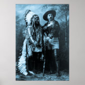 Chef sitzt Bull und Buffalo Bill Poster (Vorne)