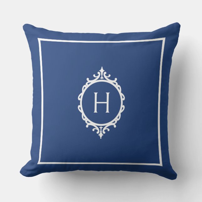 Chelsea Blue und White Mit Monogramm Throw Kissen (Vorderseite)