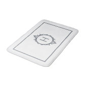 Chelsea Graue und weiße Mit Monogramm Badematte (Schrägansicht)