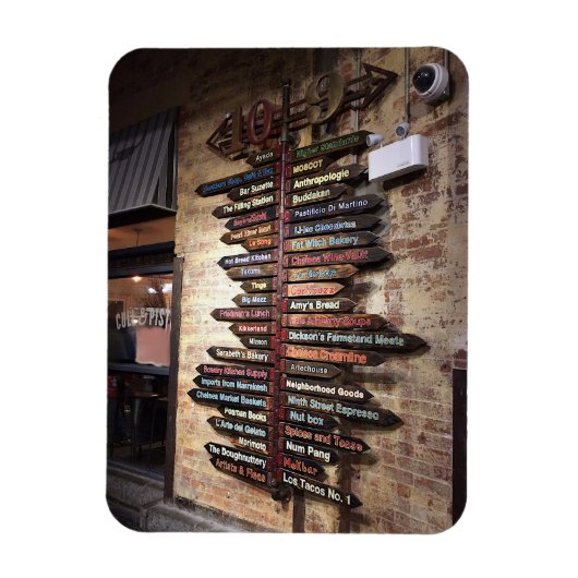 Chelsea Market Arrows #1 Magnet (Vertikal)