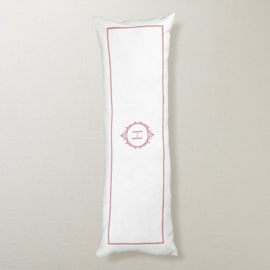 Chelsea Pink Blush und White Mit Monogramm Seitenschläferkissen (Rückseite (Vertikal))