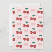 Cherry auf der Top Pink Bow Coquette Babydusche Einladung (Rückseite)