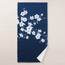 Cherry Blossom Blue White Badehandtuch
