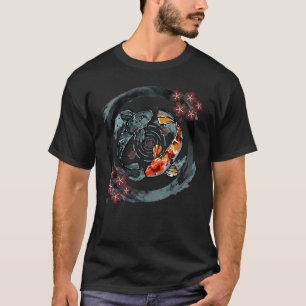 Cherry Blossom Koi Fish Carp Pond Japanisch Ästhet T-Shirt