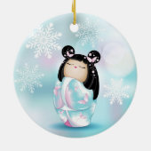 Cherry Blossom Kokeshi Puppe Winterschneeflocken Keramik Ornament (Hinten)