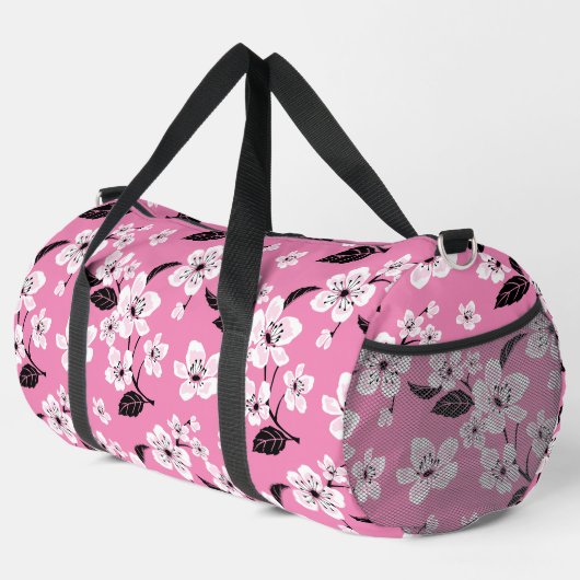CHERRY BLOSSOM - SAKURA PATTERN IN LITE PINK DUFFLE BAG (Rechte Ecke)