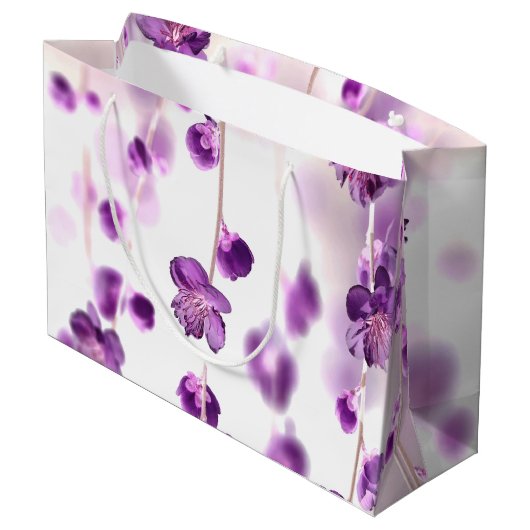 Cherry Blossoms Große Geschenktüte (Rückseite Schrägansicht)