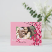 Cherry Blosssom Bella Save the Date Foto Ankündigungspostkarte (Stehend Vorderseite)