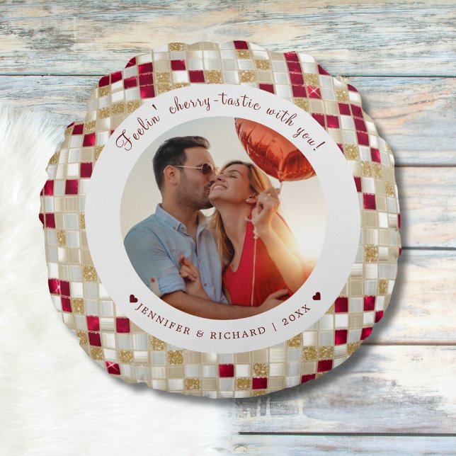 Cherry Coded Valentine's Day Round Custom Pillow Rundes Kissen (Cherry Coded Valentine's Day Round Custom Round Pillow)